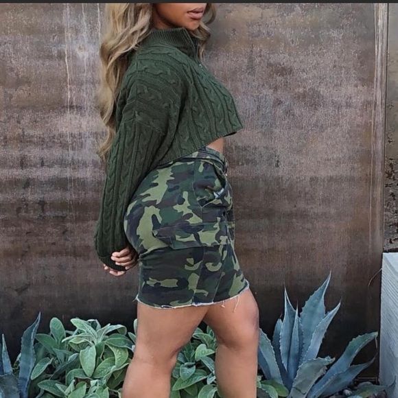 Crop Stylish Turndown Collar Half Zip Up Long Sleeve Army Green Sweater - Picture 5 of 7